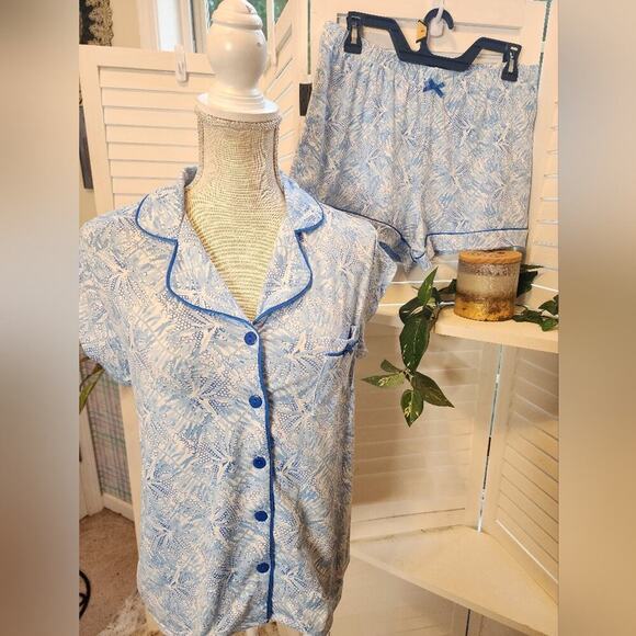 TAHARI SUPER SOFT SHORT PAJAMA SET SIZE MED - Picture 2 of 7